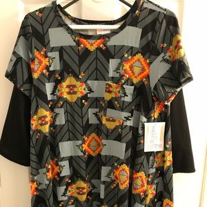 SOLD Small NWT Lularoe Carly